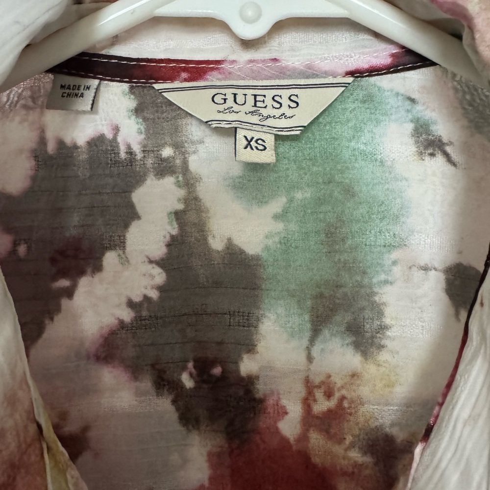 Guess buttoned top - Picture 3 of 4